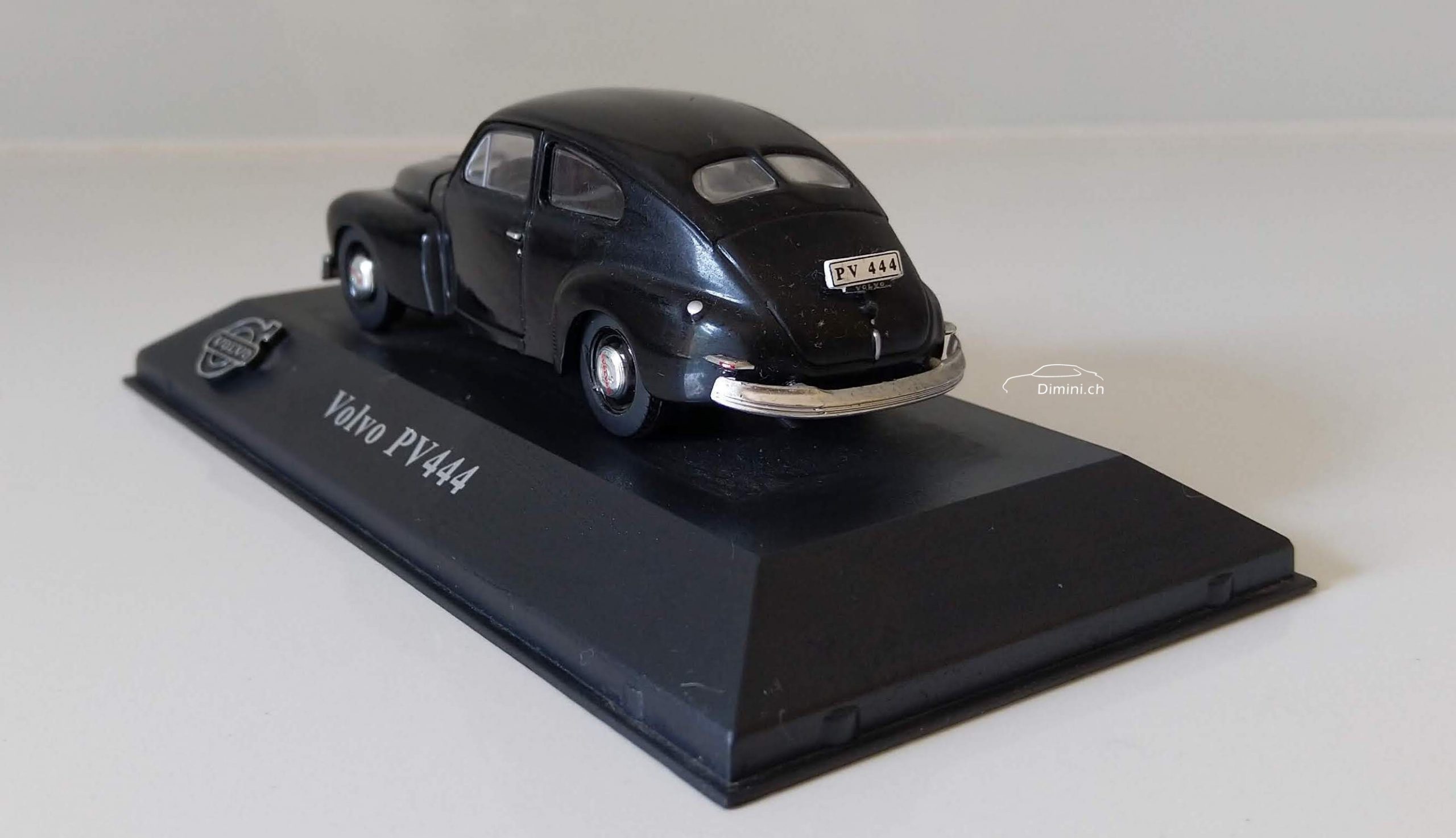 Volvo PV444 - Image 3