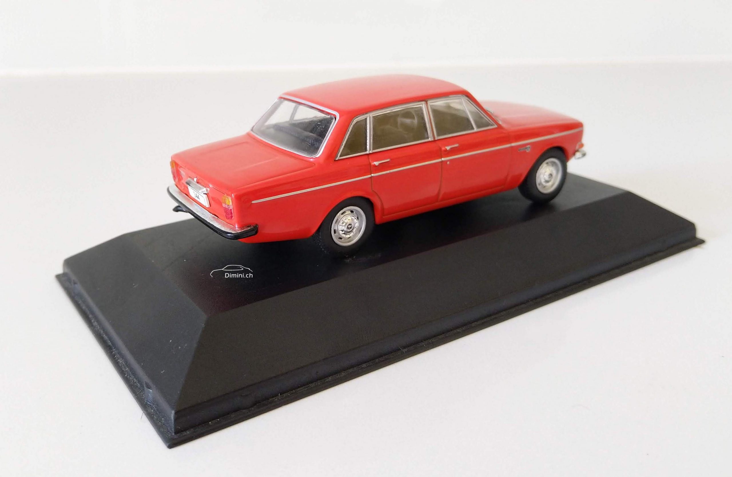 Volvo 144 - Image 5