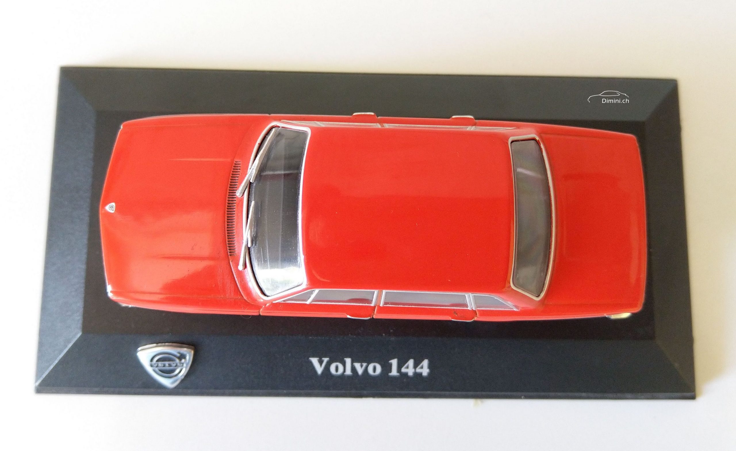 Volvo 144 - Image 9