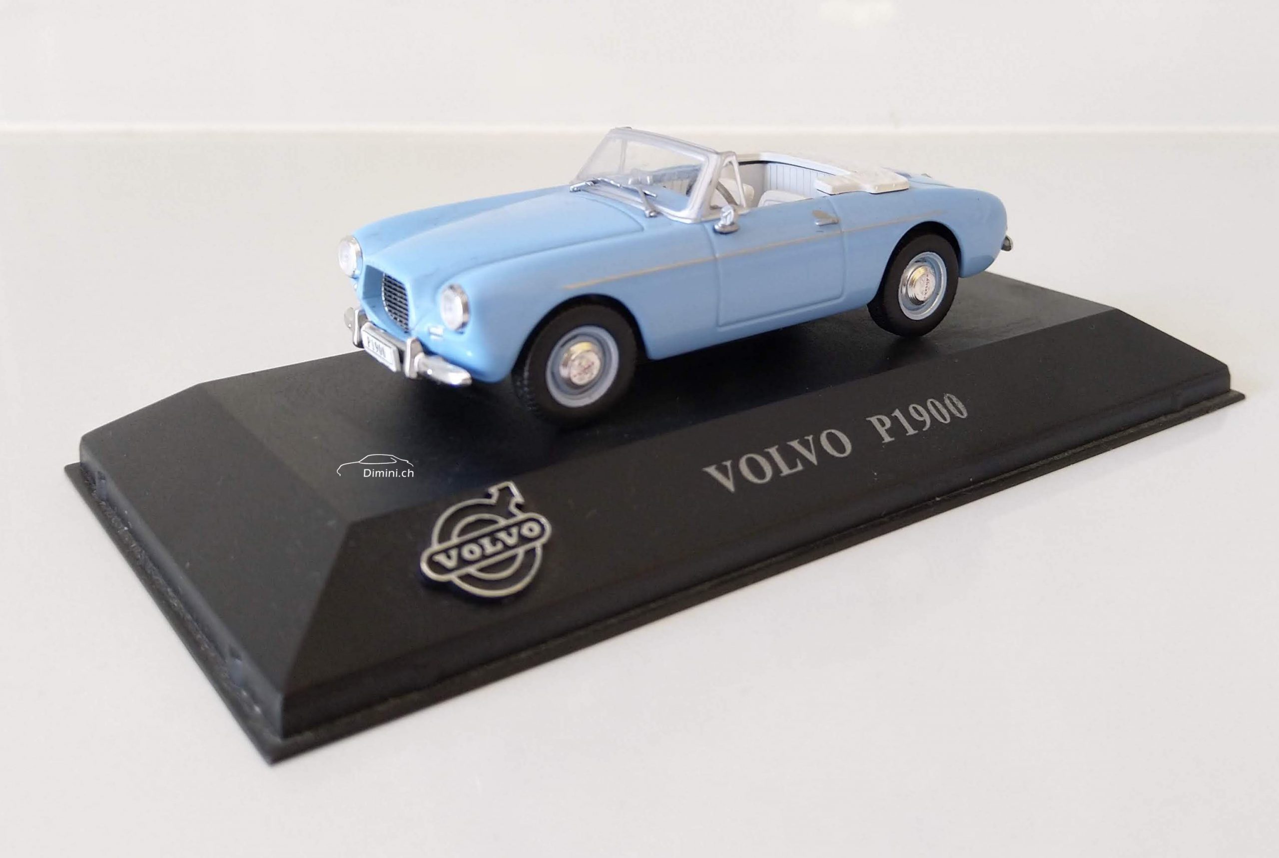Volvo P1900